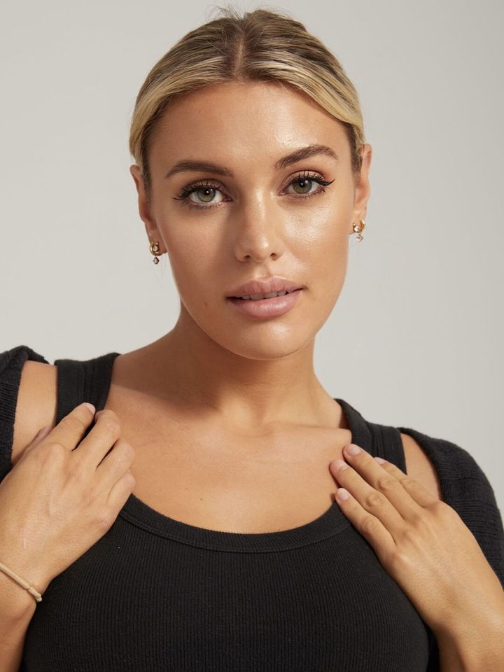 Comment faire ses digitals de mannequin chez soi – Emporio Models Marrakech