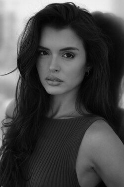 Shary Flora